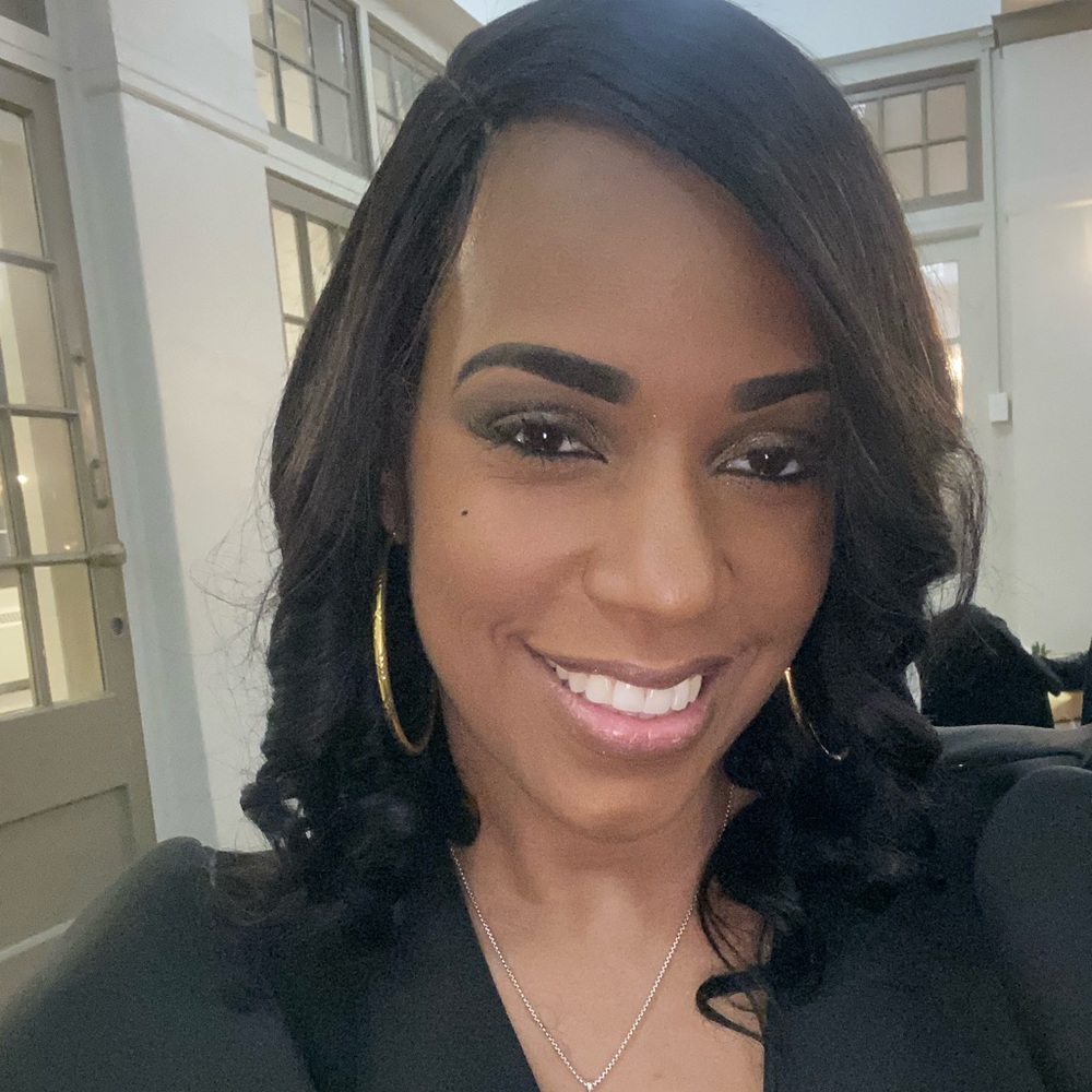 Meet your Posher, Nicole